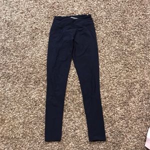 Victoria secret sport knockout leggings small